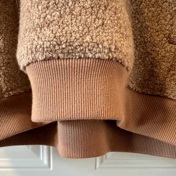 Outdoor Voices Mega Fleece 1/2 Zip Size Medium Oatmeal / Amber - Picture 8 of 12